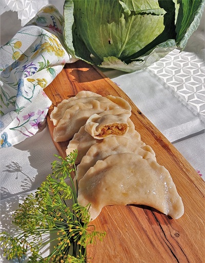 Pierogi z kapustą i borowikami
